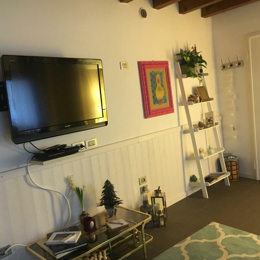 Papere E Tulipani Apartment วิเชนซา ภายนอก รูปภาพ
